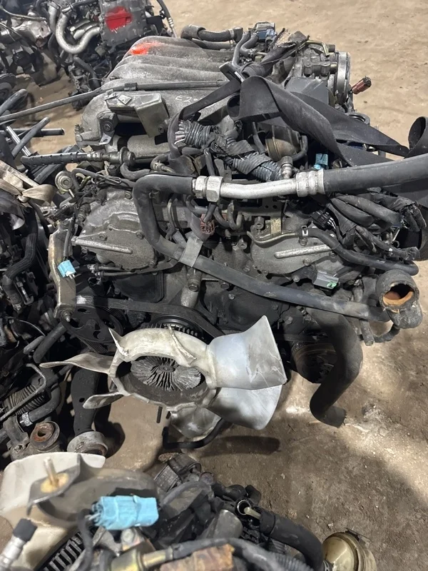 Двигатель Nissan Pathfinder VQ35DE R50 VQ35DE 3.5
