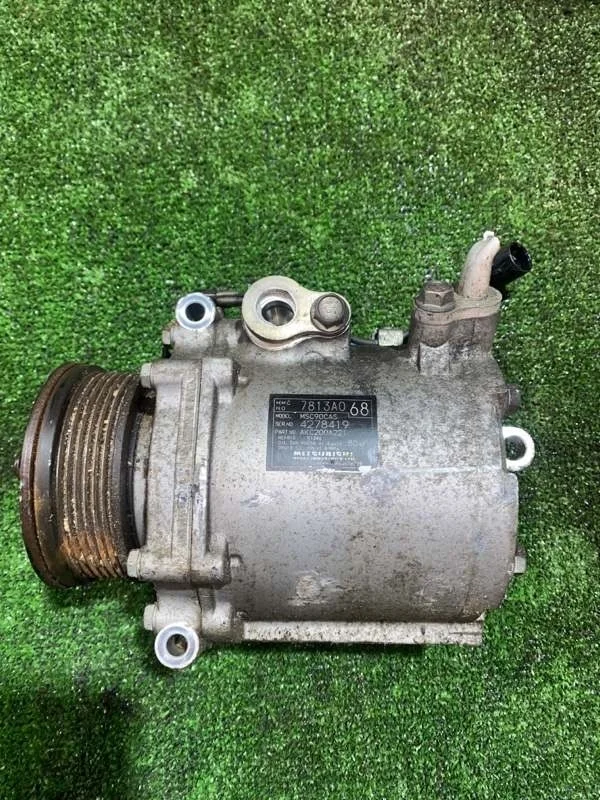Компрессор кондиционера Mitsubishi Outlander 7813A068 XL 4B11