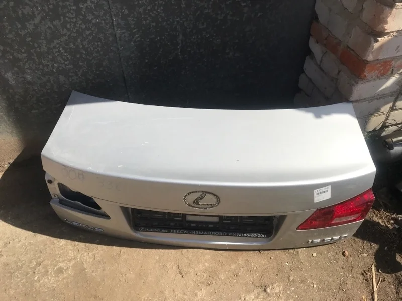 Крышка багажника Lexus IS250 2005-2010 6440153122