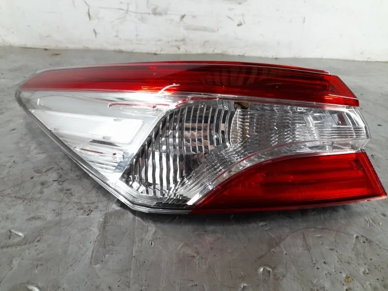 Фонарь Toyota Camry 2018-2021 8156133660 70, левый