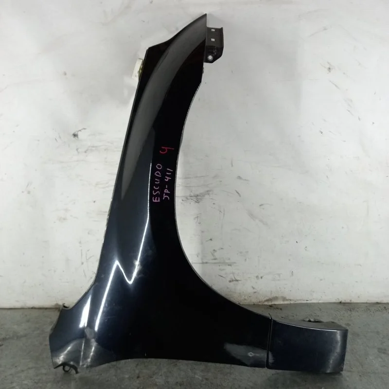 Крыло Suzuki Grand Vitara 2006-2015 5761065J10, переднее правое