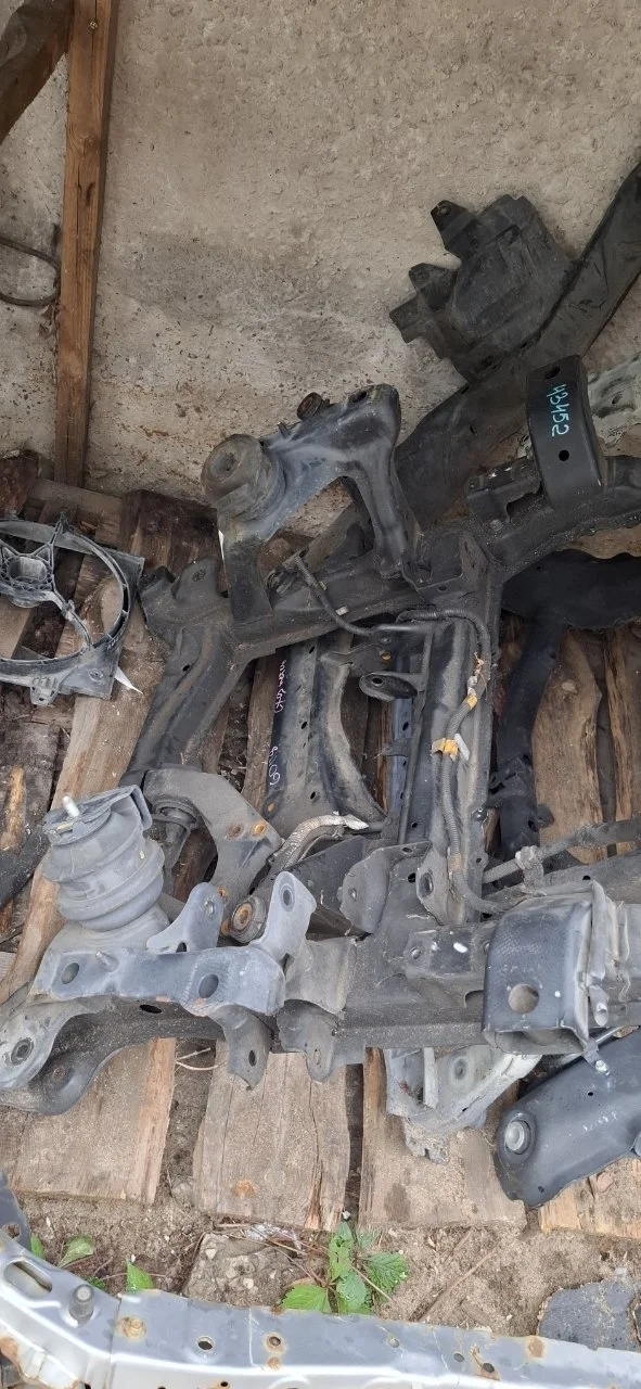 Подрамник Suzuki Grand Vitara 2006-2015 4580065J00, передний