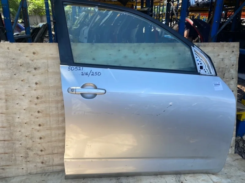 Дверь Toyota RAV4 2006-2012 6700142120 30, передняя правая