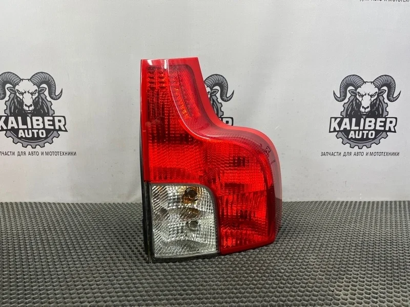 Фонарь Volvo XC90 2010 31213382 2.4 D5244T4, задний правый
