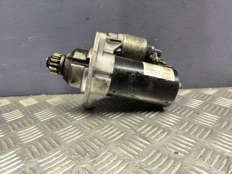 Стартер volkswagen Passat 0AM911023F B7 CAX