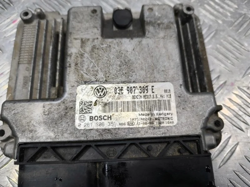 Блок управления двигателем volkswagen Passat 03C906016CD B7 CAX