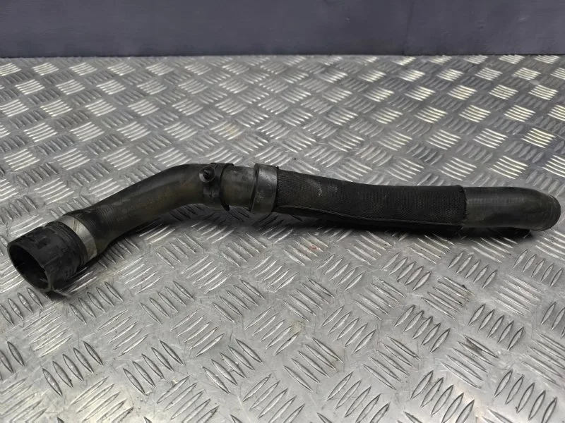 Патрубок радиатора volkswagen Passat 2008 3C0122051BQ B6 BZB