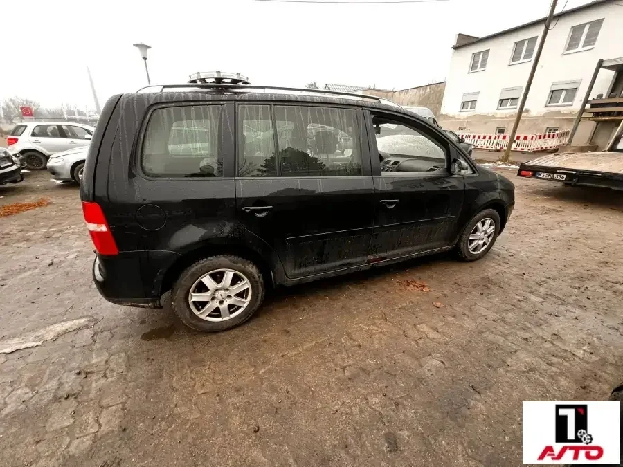 Двигатель,AXW,Volkswagen Touran 1 2003