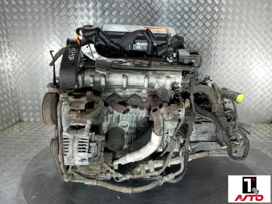 Двигатель,AKQ,Volkswagen Golf 4 2000