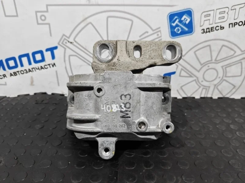 Подушка двигателя Volkswagen Golf 2012 1K0199262 5K1 CAX