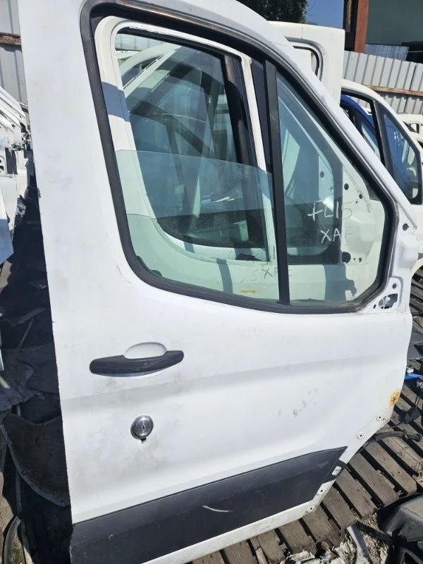 Дверь передняя правая в сборе Ford Transit 1817623 TTG