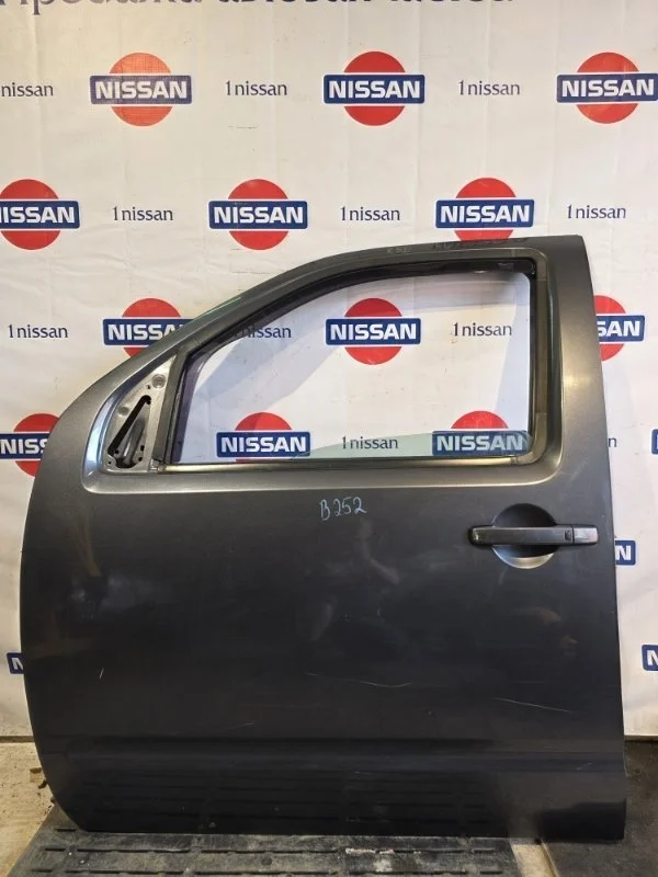 Дверь боковая Nissan Pathfinder 2010 80101EB330 R51 YD25, передняя левая