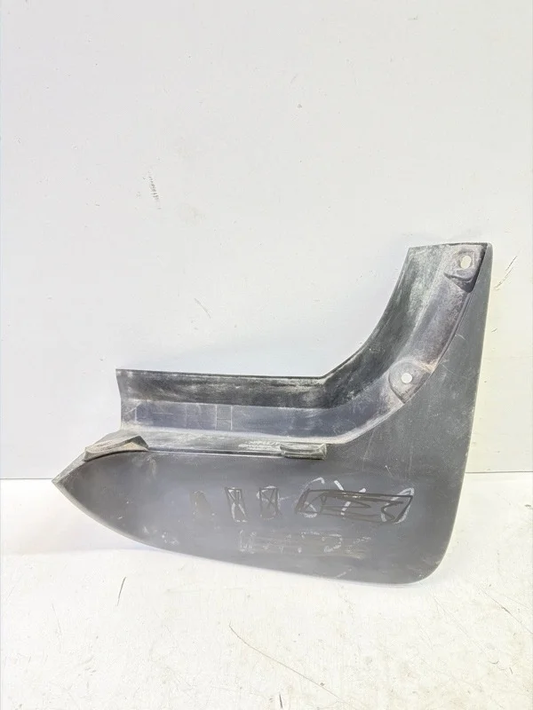 Брызговик Toyota Land Cruiser 2021-2025 300
