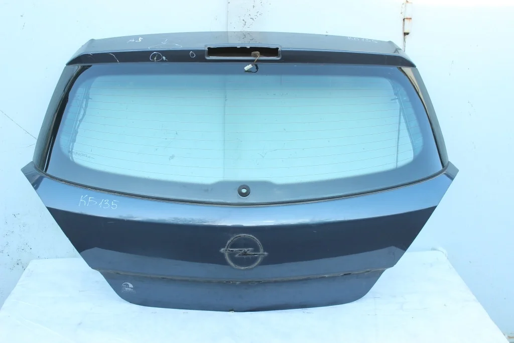 Крышка багажника 5 дв. хэтчбек Opel Astra H КБ135