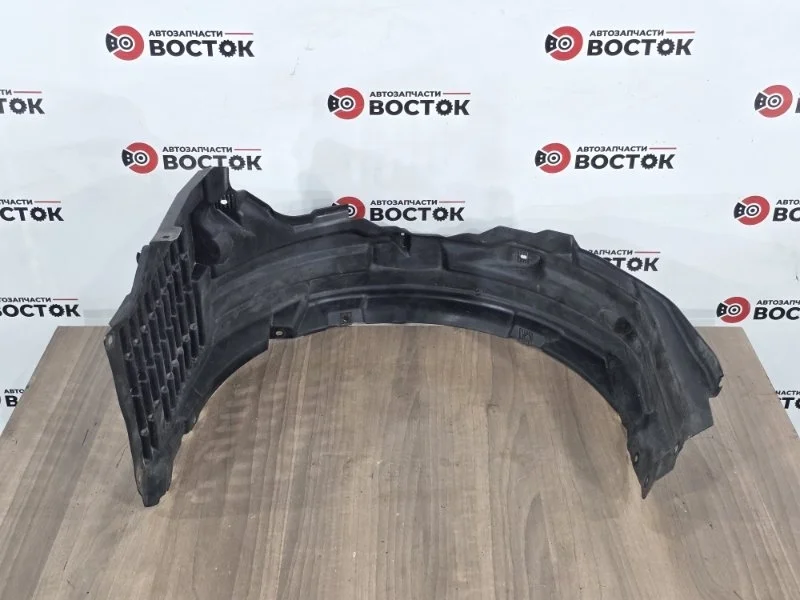 Подкрылок MITSUBISHI LANCER 5370A440 CY3A CY4A 4B10 4B11, правый