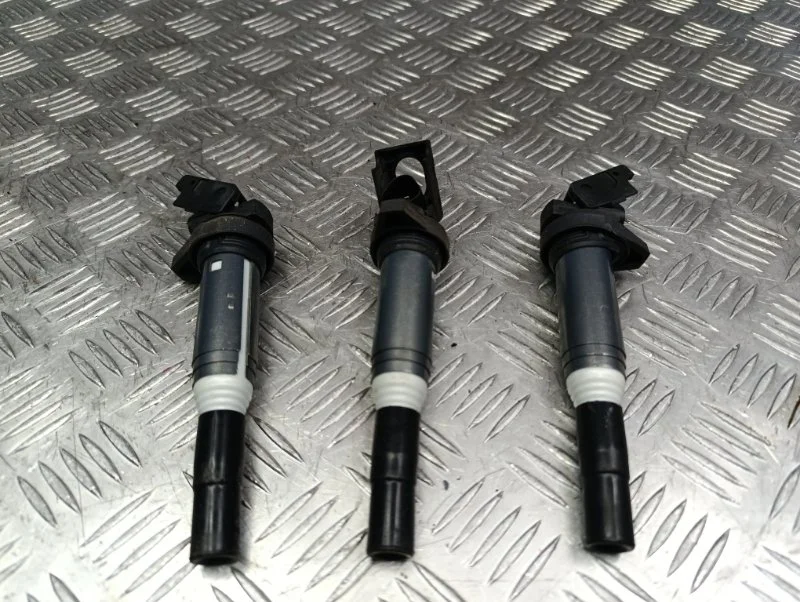 Катушка зажигания BMW X1 2011 12138616153 E84 N20B20A