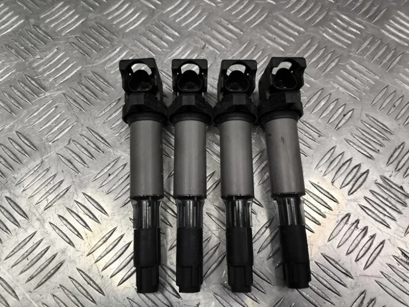 Катушка зажигания BMW 3 2009 12138616153 E91 N46B20BD