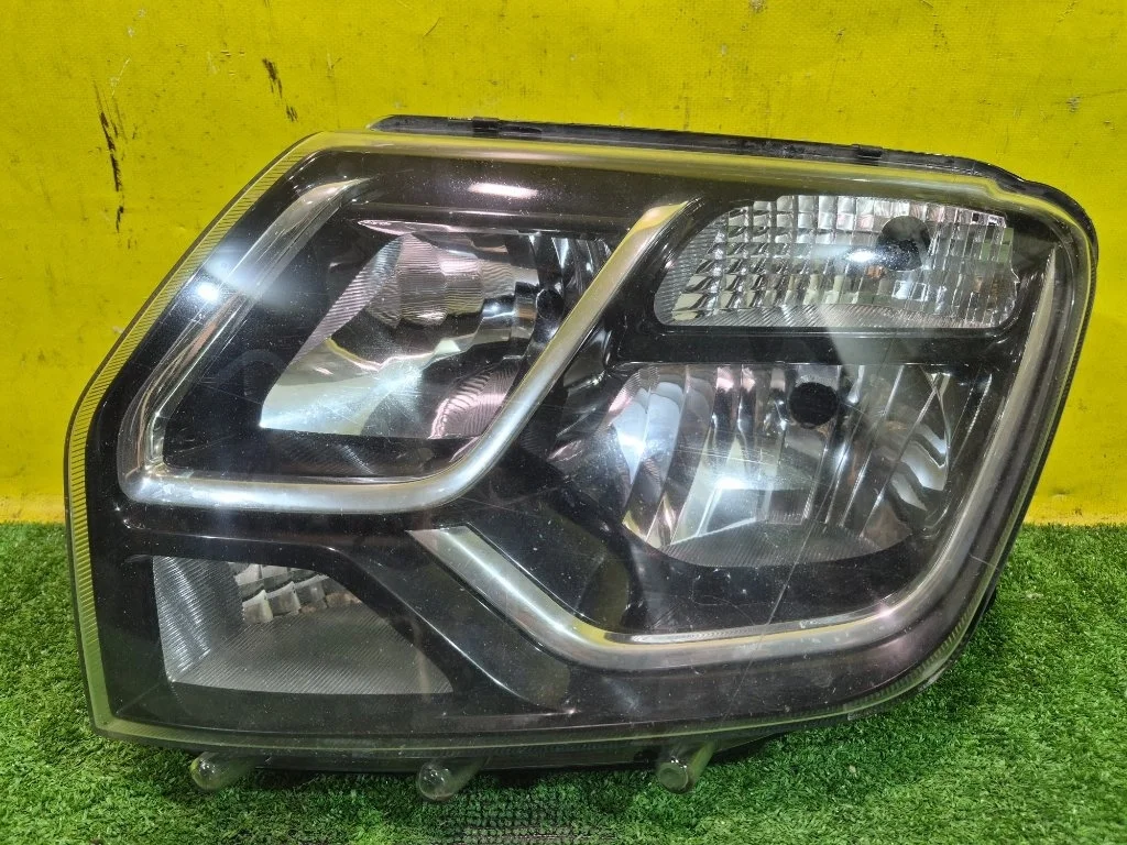 Фара левая Renault Duster 2015