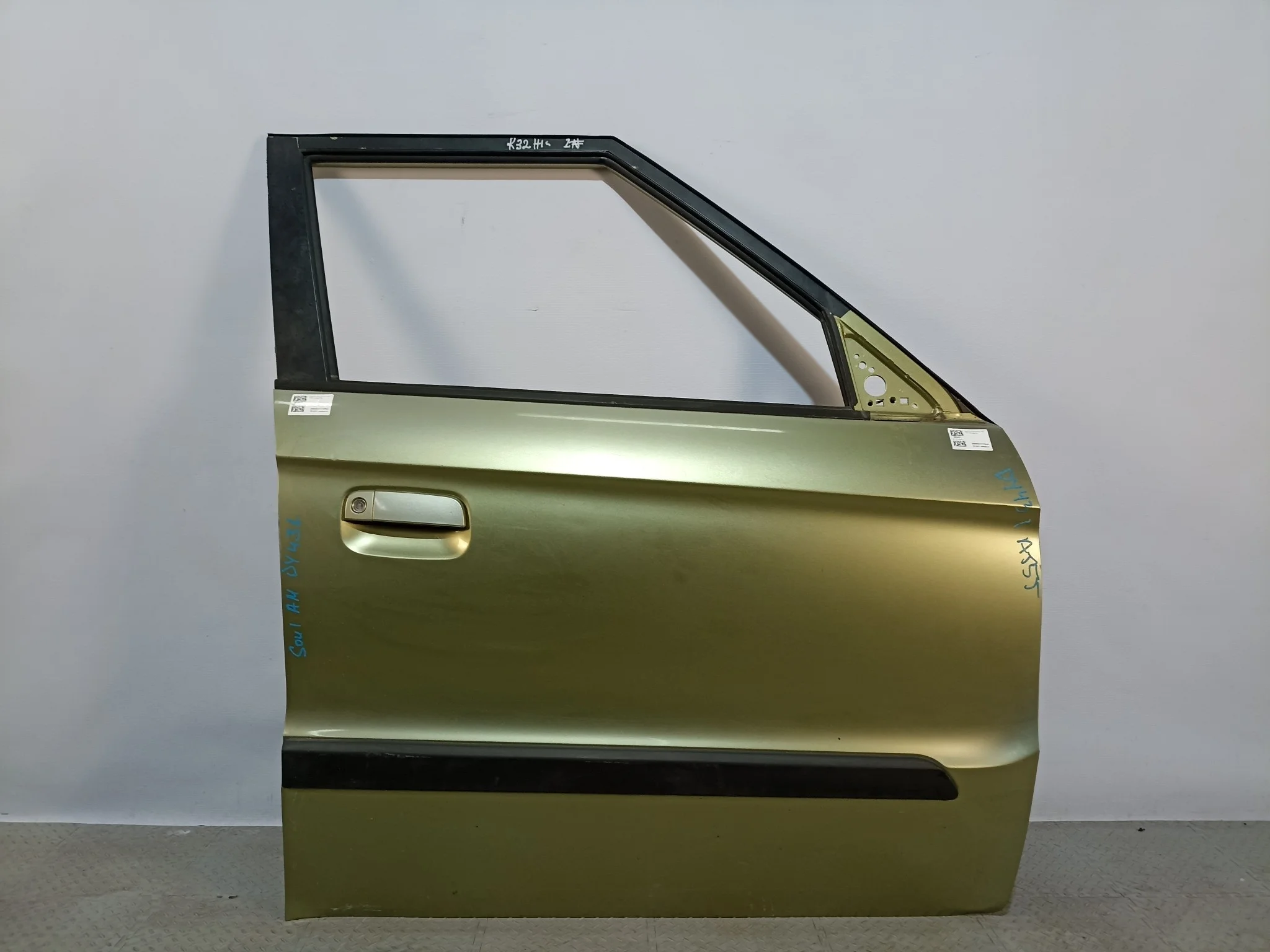 ДВЕРЬ KIA SOUL 760042K010 ПЕРЕДНЯЯ ПРАВАЯ  зеленый DY431
