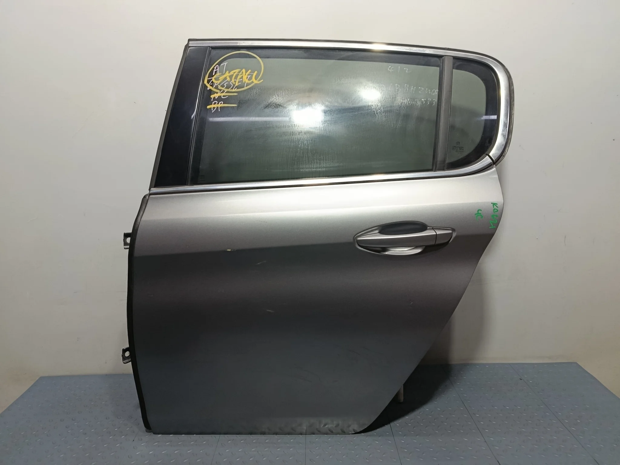 ДВЕРЬ PEUGEOT 308 9802165680 ЗАДНЯЯ ЛЕВАЯ  серый KE621