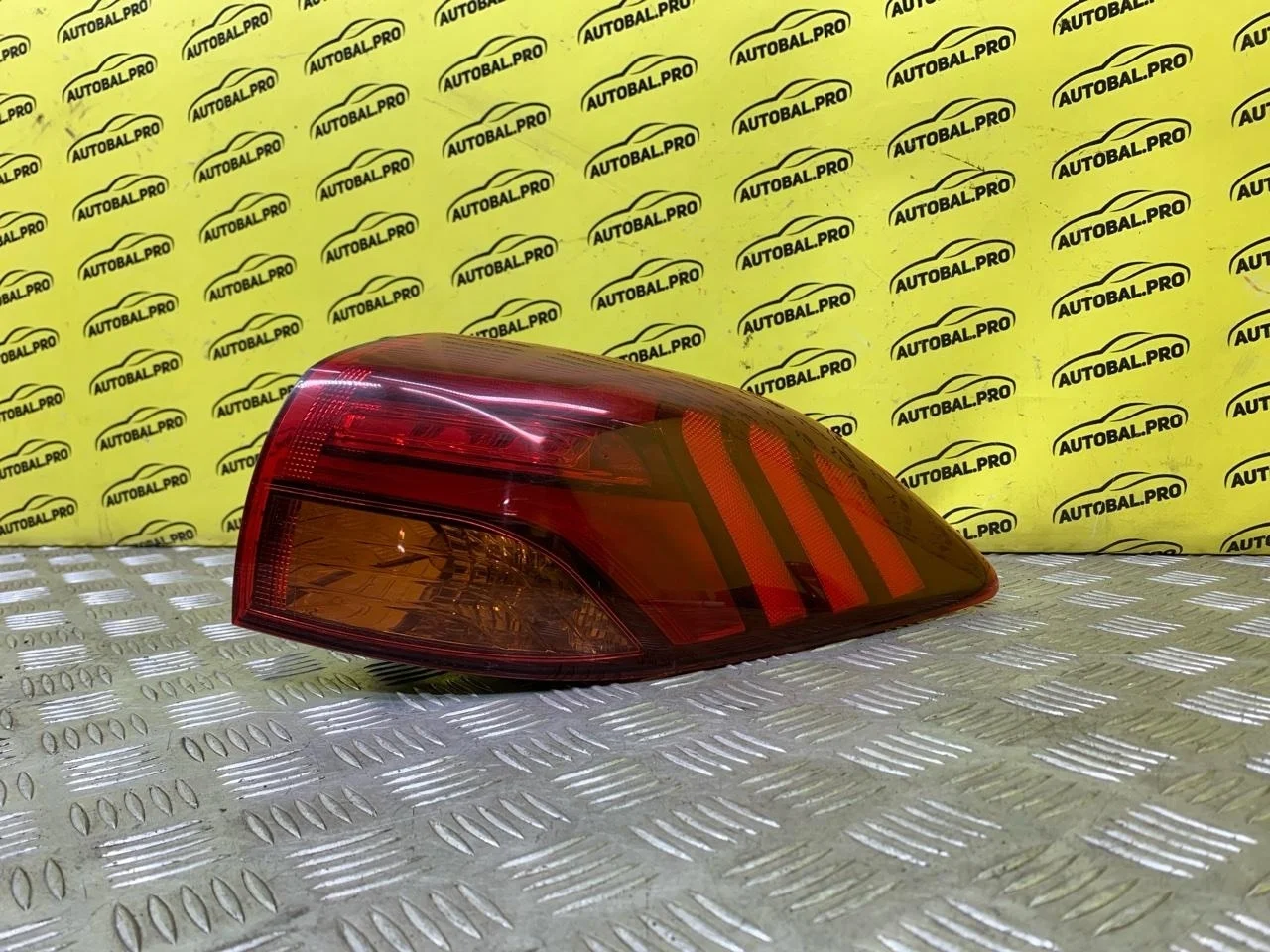 Фонарь задний правый Hyundai Tucson (2018-2021) 2019 92402D7600 ВНЕДОРОЖНИК 2.0 D