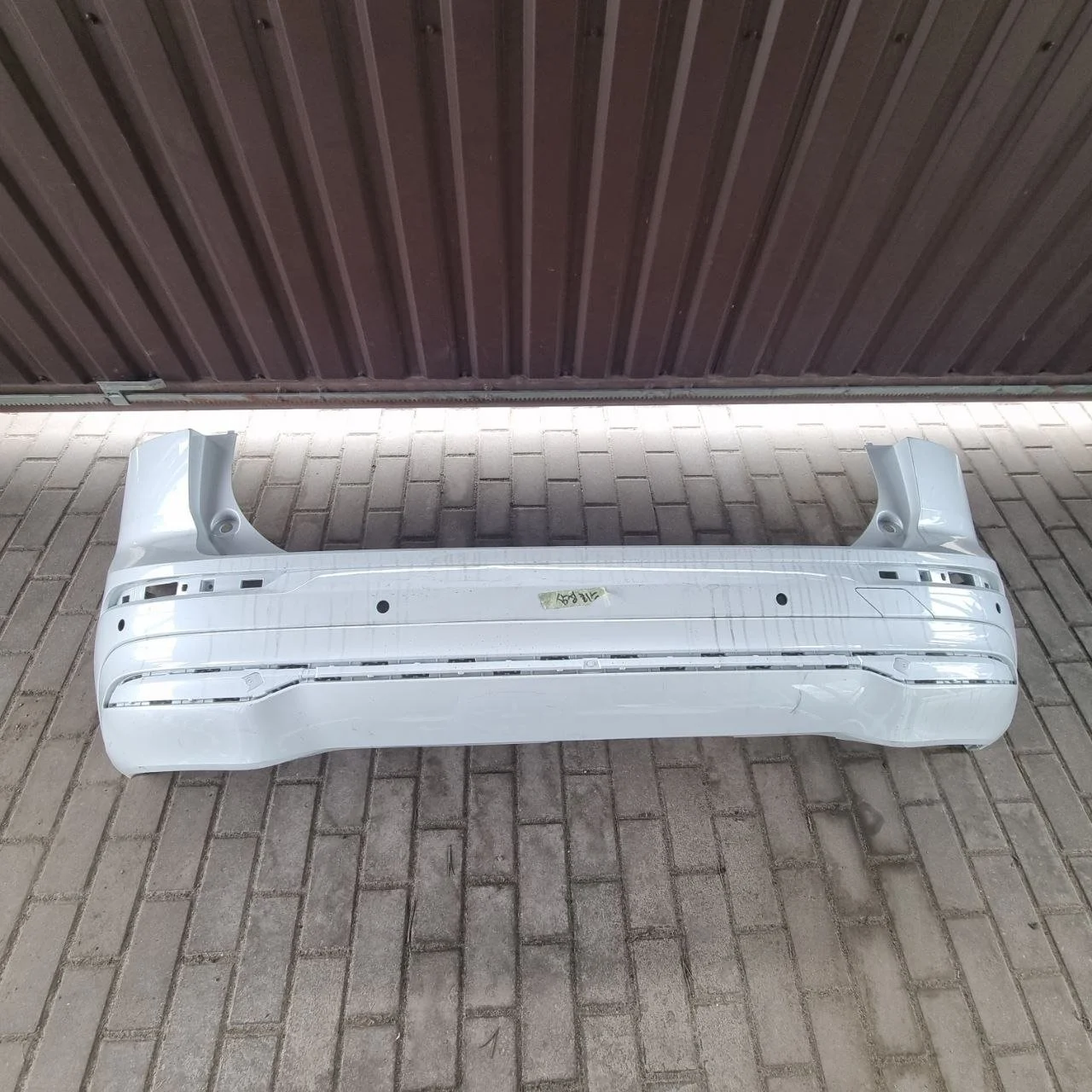 Бампер задний для Volvo XC60 2017+ (31425198)