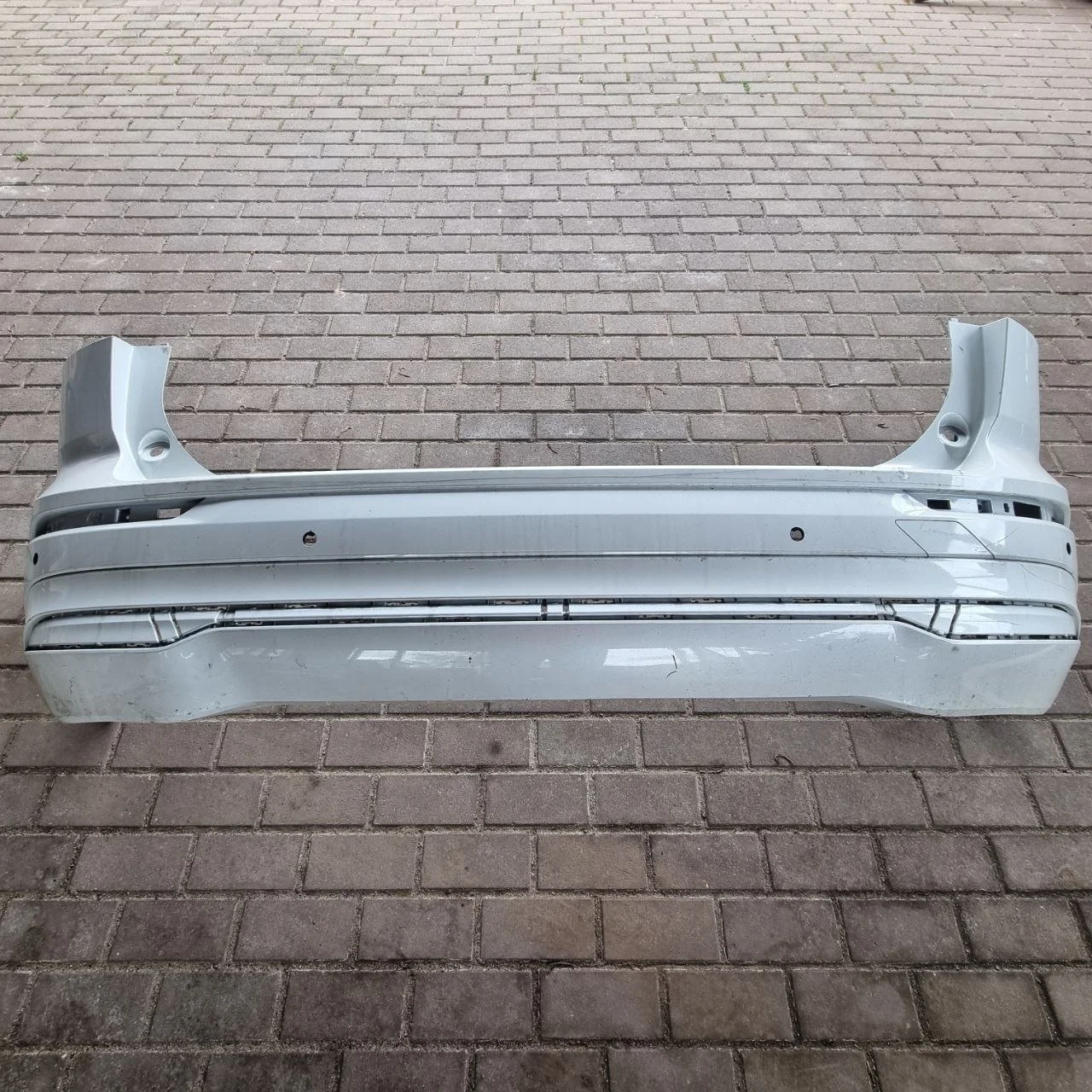 Бампер задний Volvo XC60 2 2017-2021 (31689246)