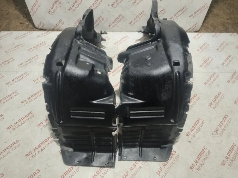 Подкрылок передний Mitsubishi Lancer 9 4G15 2006