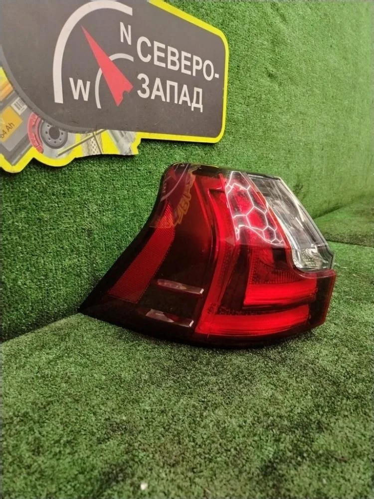Фонарь наружний Lexus LX 2017 8156160C20 VDJ201 1VDFTV, левый