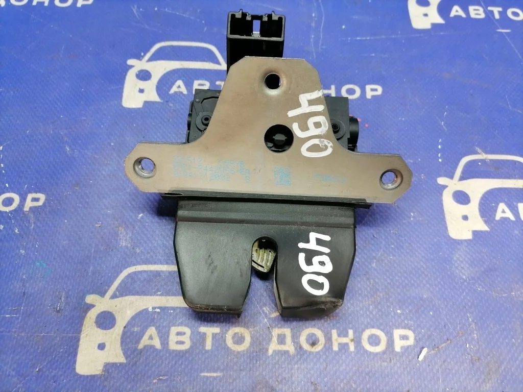 замок багажника FORD FOCUS CB8 IQDB - 1930055