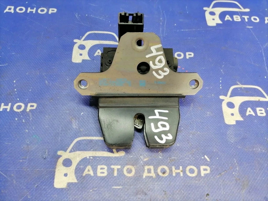 замок багажника FORD FOCUS CB8 IQDB - 1930055