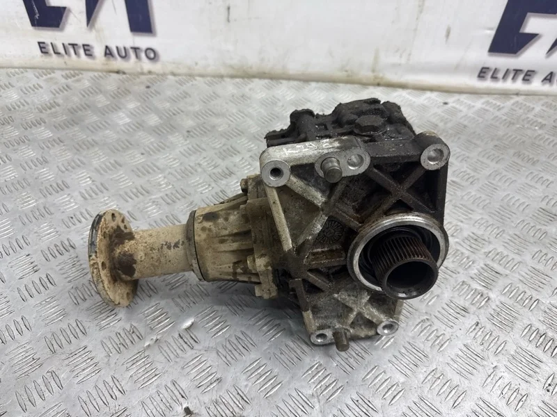 Раздаточная коробка KIA Sorento 2010 473003B200 2 2.4