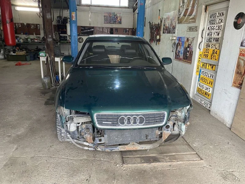 Продажа Audi A4 1.8 (150Hp) (AWT) 4WD AT по запчастям
