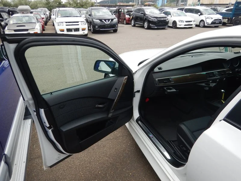 Продажа BMW 5er 2.5 (177Hp) (N52B25UL) RWD AT по запчастям