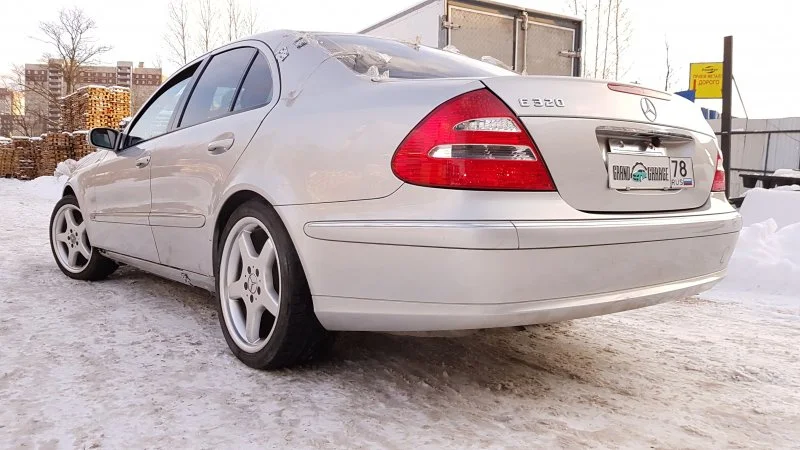 Продажа Mercedes-Benz E class 3.2 (224Hp) (112.949) RWD AT по запчастям