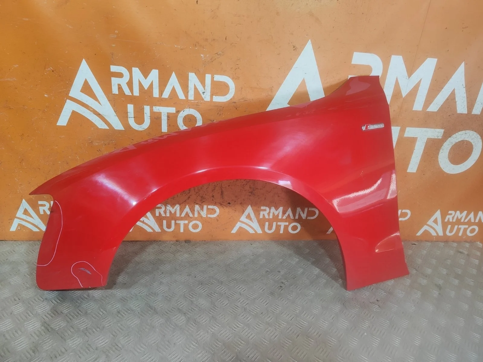 Крыло Audi A4 2011-2015 8K0821105J 4 B8, переднее левое
