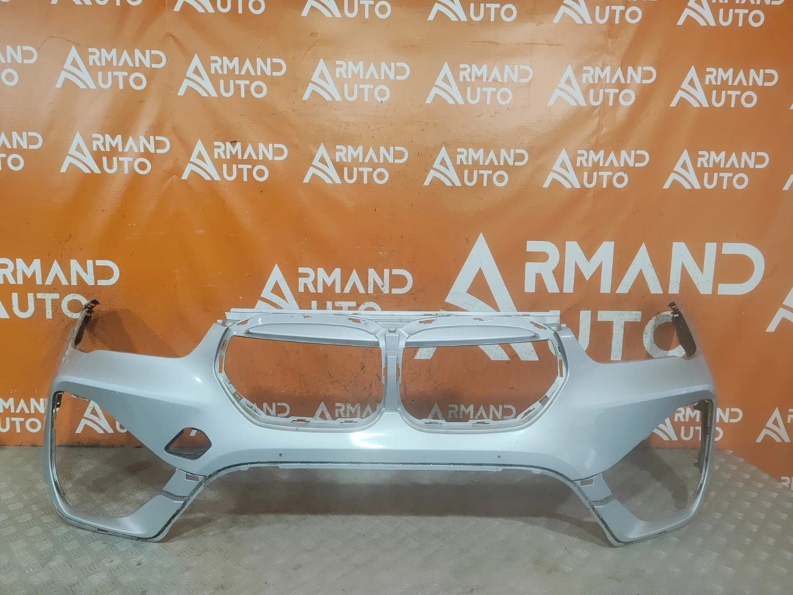 Бампер BMW X1 2019-2022 51119883249 F48, передний