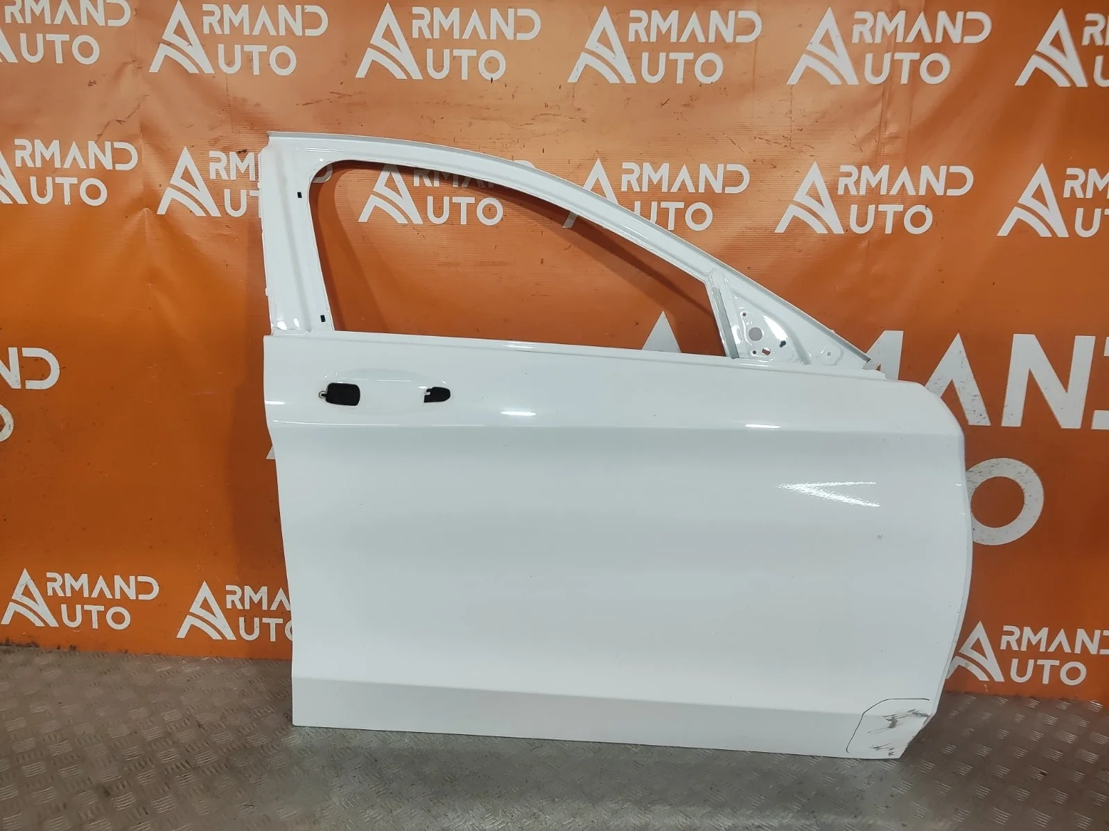 Дверь Mercedes C-Class 2014-2021 A2057200205 W205, передняя правая