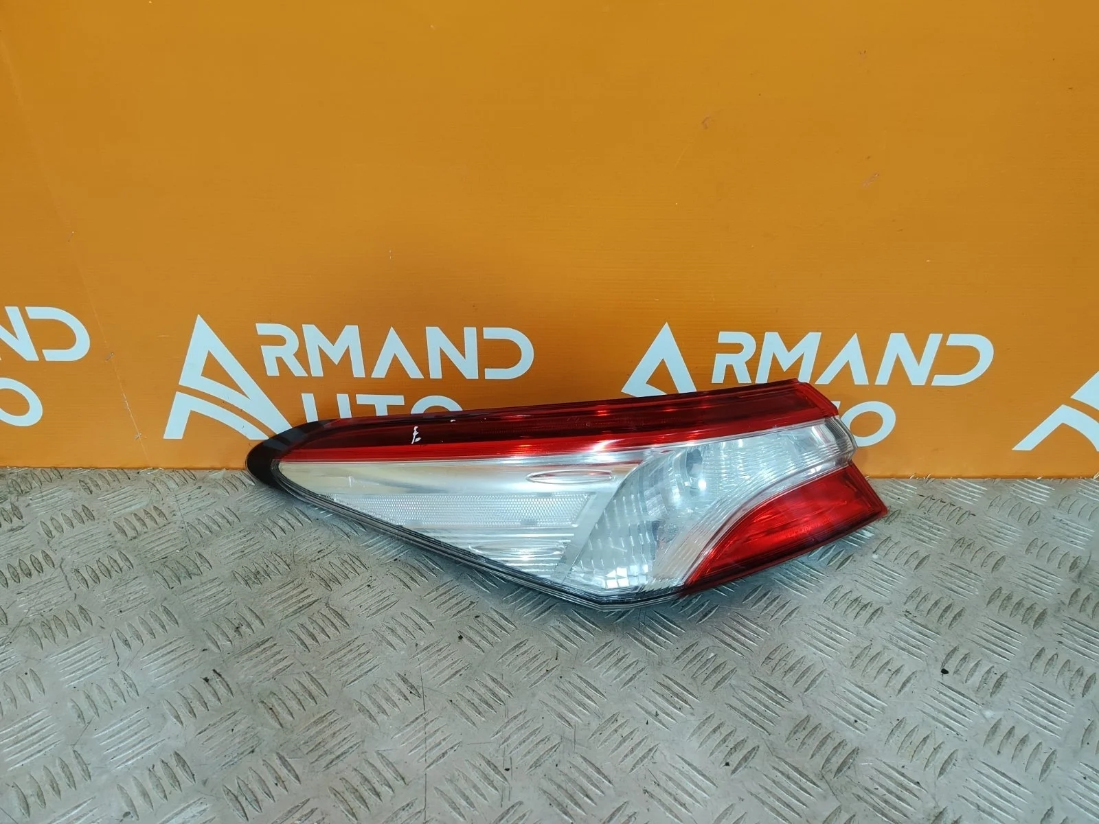 Фонарь внешний Toyota Camry 2017-нв 8156133660 8 XV70, левый