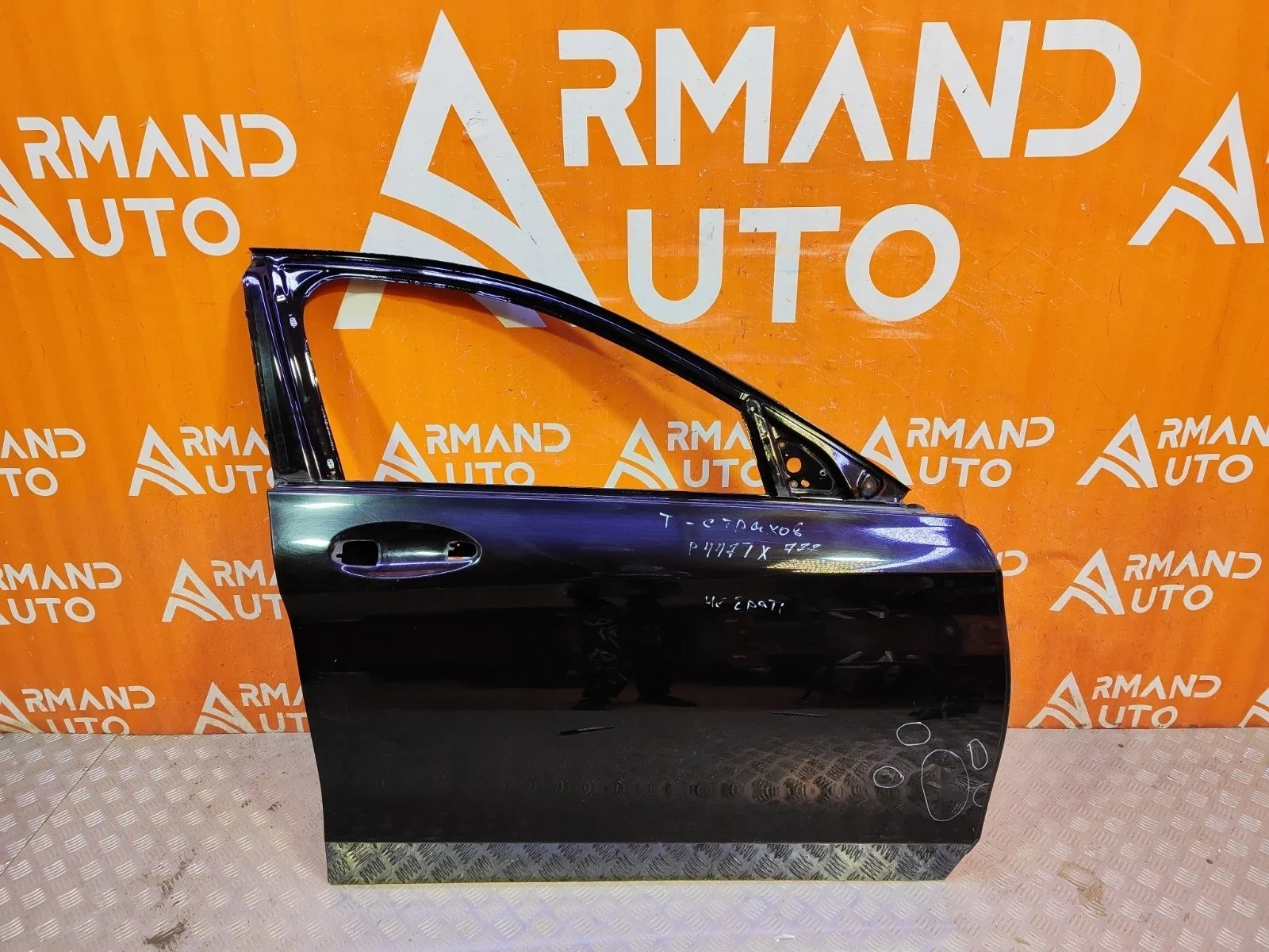 Дверь Mercedes C-Class 2014-2021 A2057200205 W205, передняя правая