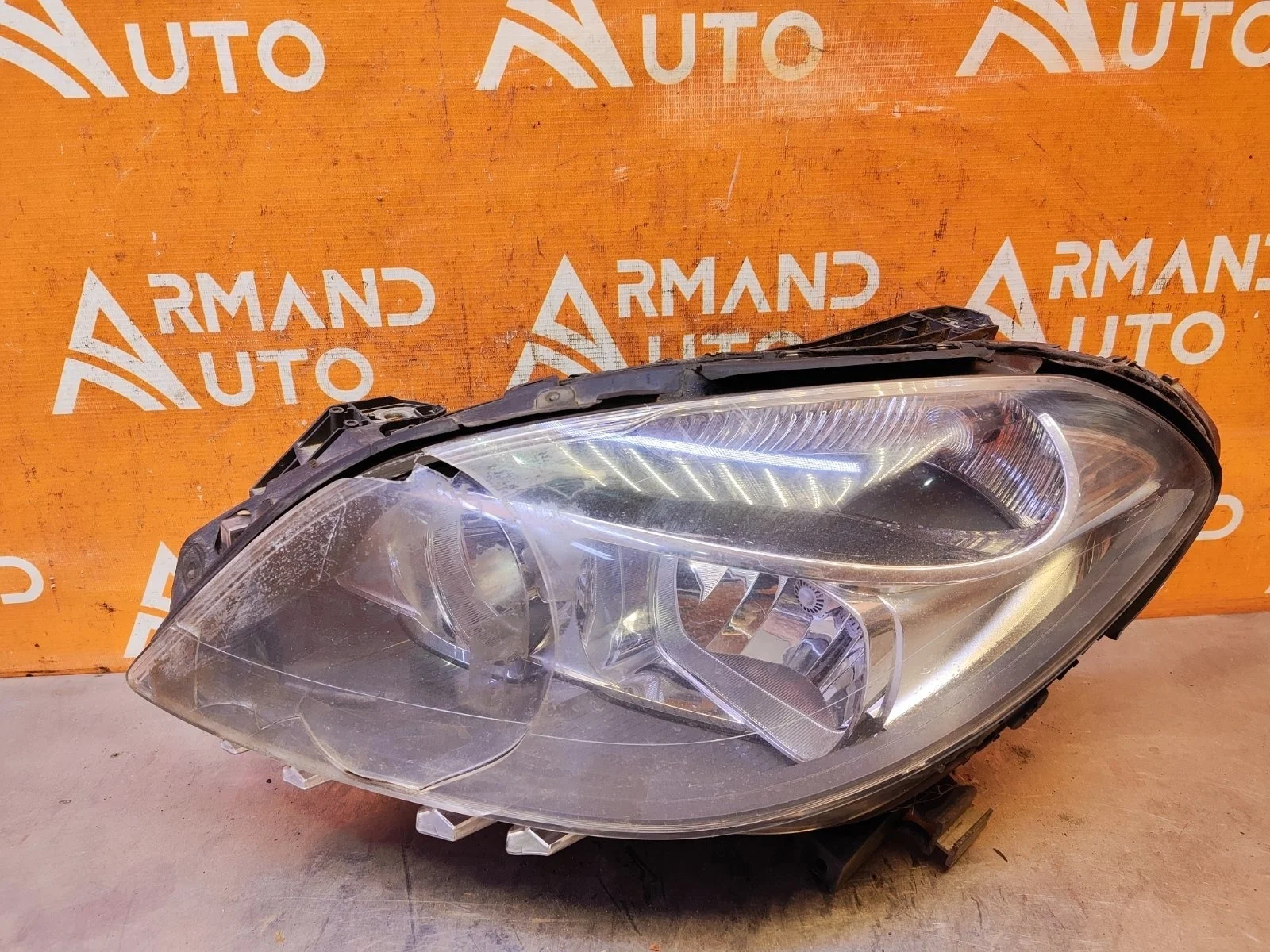 Фара Mercedes B-Class 2011-2014 A2468200161 W246, левая