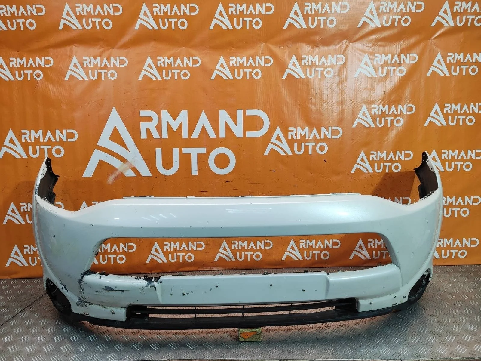 Бампер Mitsubishi Outlander 2014-2015 6400G280 3, передний
