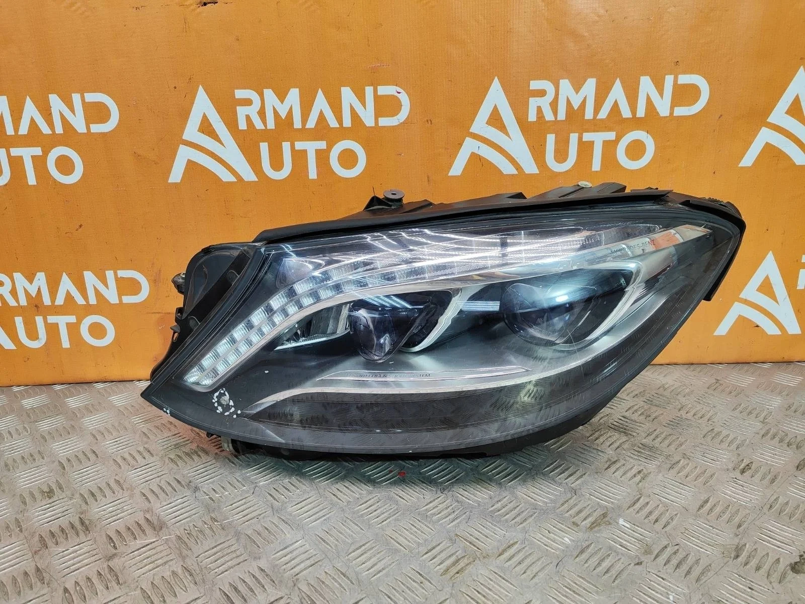 Фара Mercedes S-Class 2013-2017 A2228207361 W222, левая