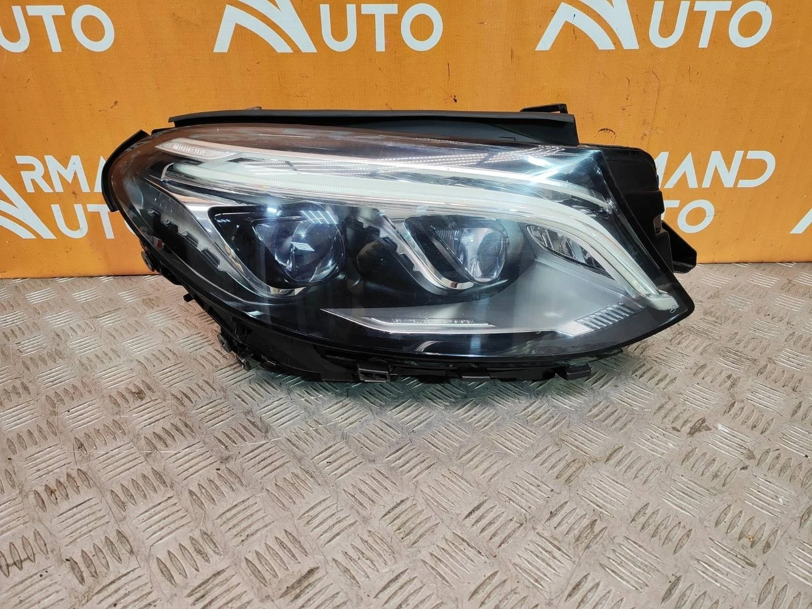 Фара Mercedes M ML GLE-Class 2015-2018 A1669065203 W166, правая