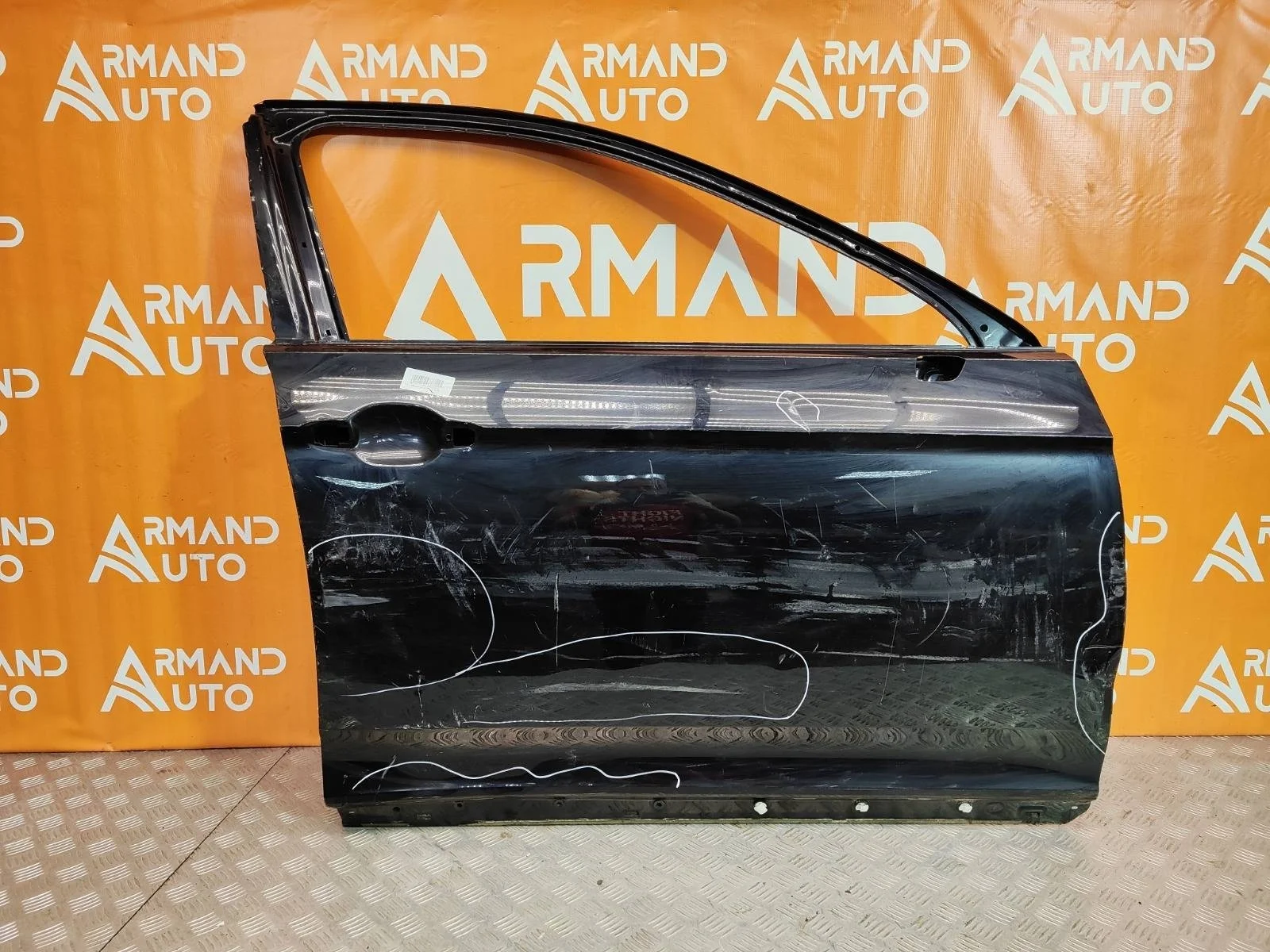 Дверь Volkswagen Passat 2014-2023 3G0831056AG B8, передняя правая