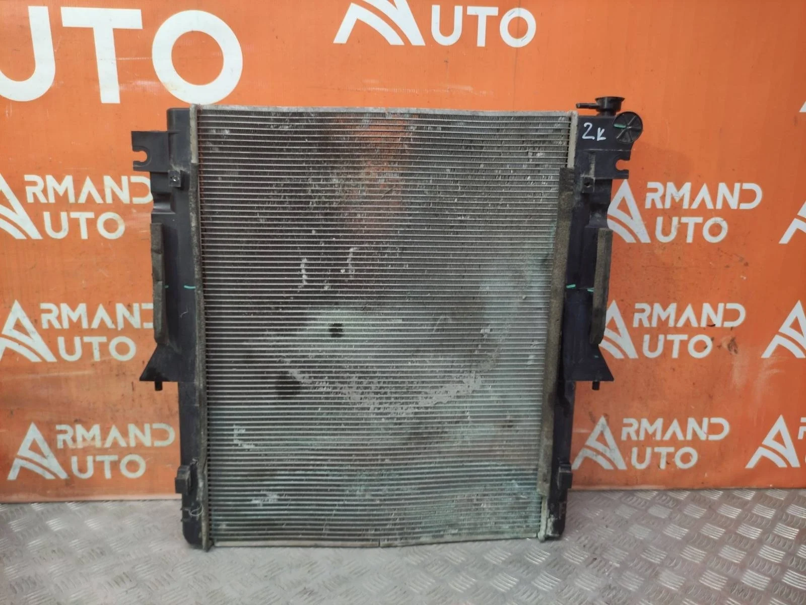 Радиатор двигателя (двс) Mitsubishi Pajero Sport 2015-нв 1350A813 3