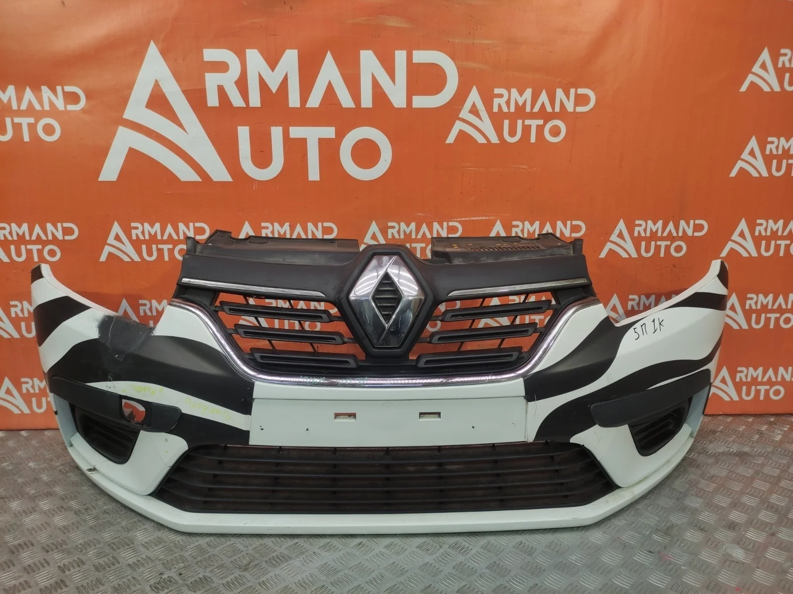 Бампер RENAULT Logan 2018-2022 620220063R 2, передний