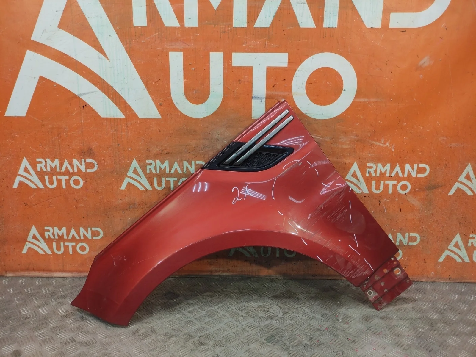 Крыло Land Rover Range Rover Sport 2013-2017 LR044232LR061824 2 L494, переднее левое