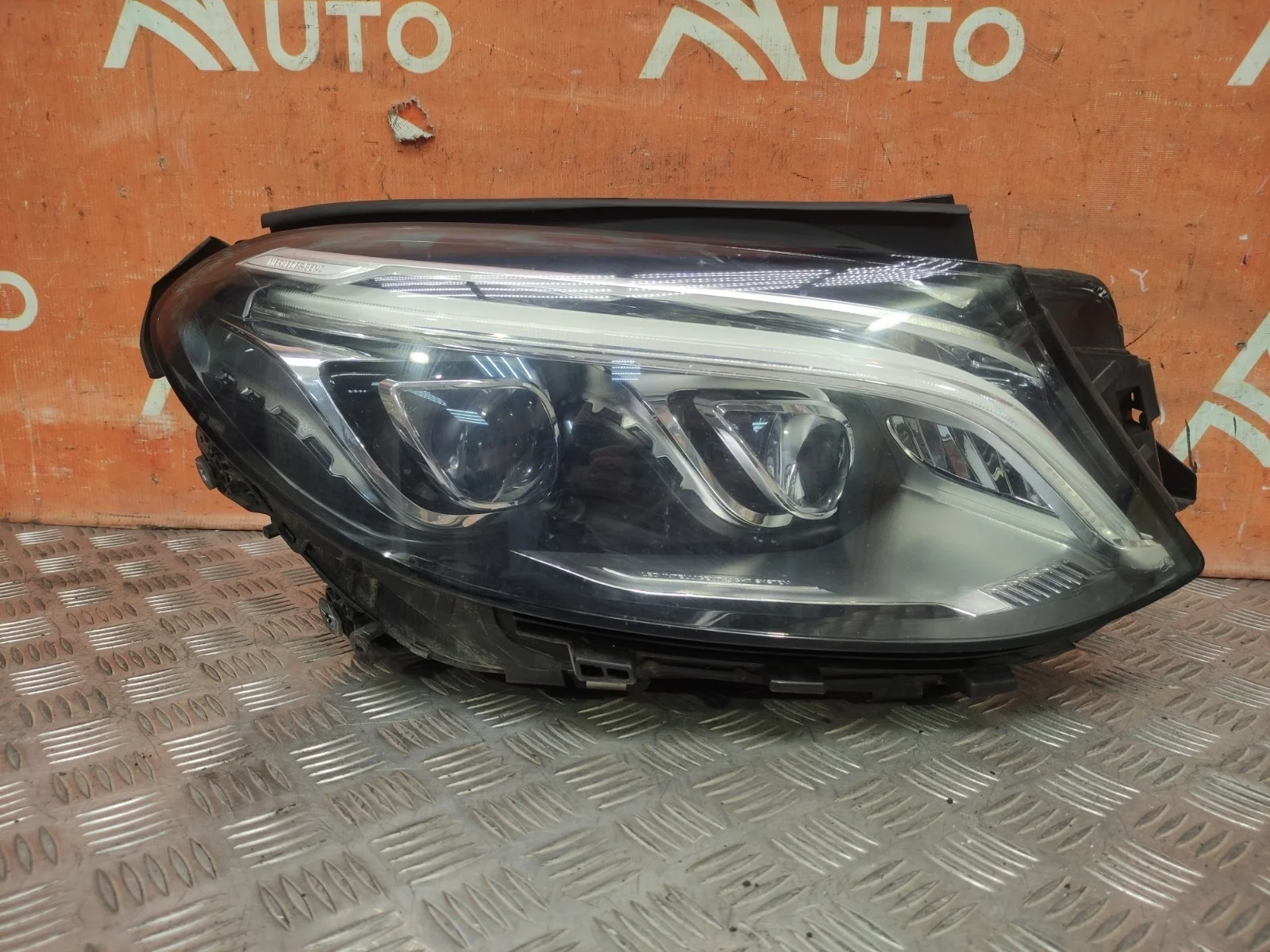 Фара Mercedes M ML GLE-Class 2015-2018 A1668200859 W166, правая