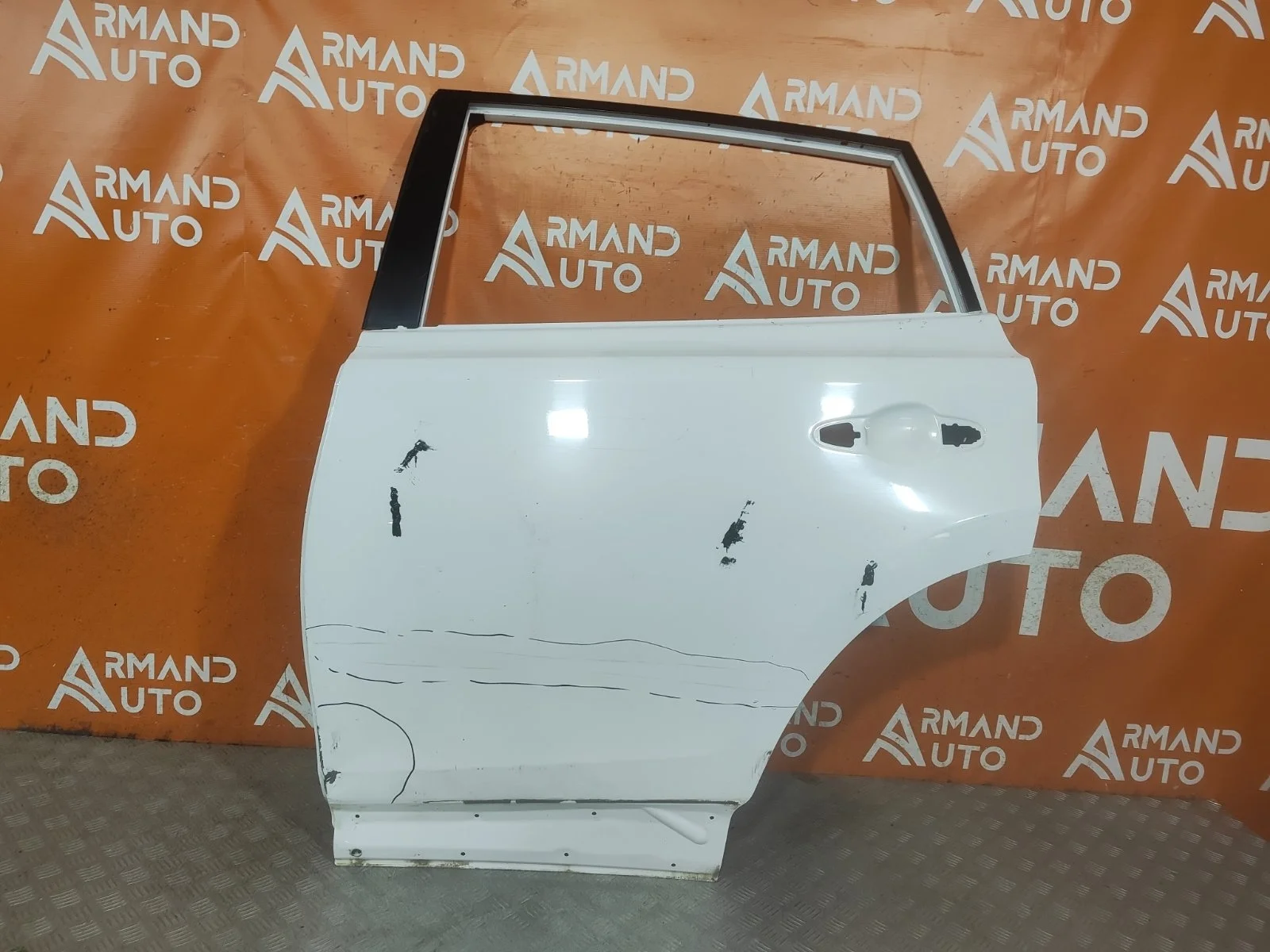 Дверь Toyota RAV4 2012-2019 670040R110 4 CA40, задняя левая